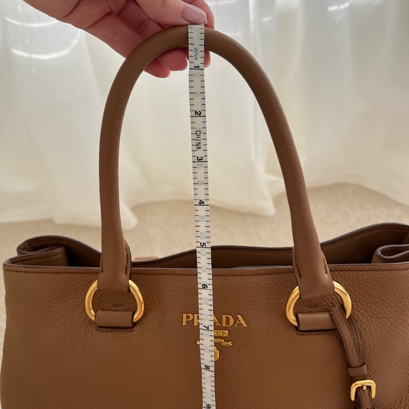 Prada Vitello Daino tote bag in camel - great pre-owned condition - Picture 16 of 16